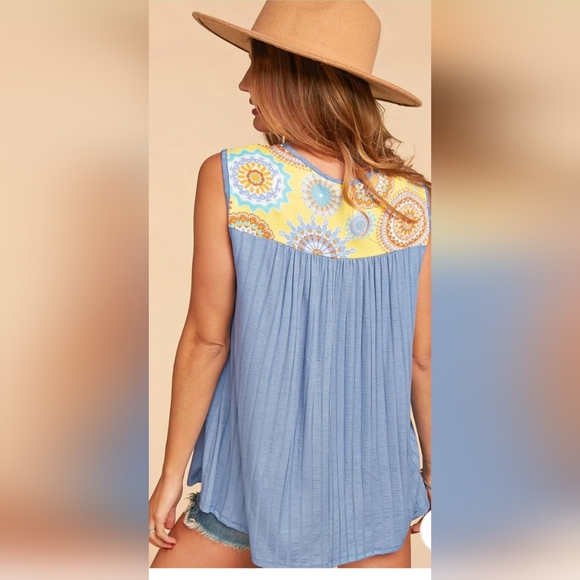 Plus Yellow & Denim Medallion Color Block Wide Rib Tank Top - Picture 2 of 8